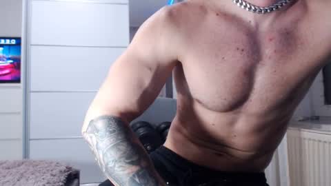 Snapshot of aryanaian1 chatting on 01/31/25, 05:21 AryanAian1 online show from 01/31/25, 05:21