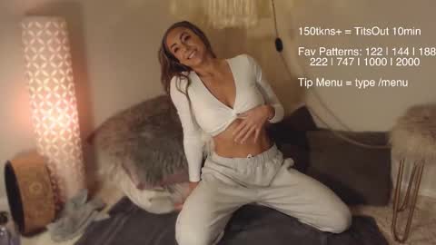 Aryiiana Aryiia online show from 03/08/26, 03:27