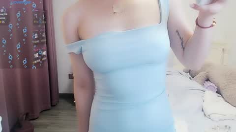 Lily online show from 07/17/26, 03:57