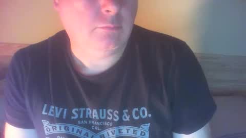Snapshot of as3ix chatting on 12/22/25, 02:58 as3ix online show from 12/22/25, 02:58