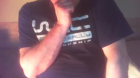 Snapshot of as3ix chatting on 01/13/26, 10:04 as3ix online show from 01/13/26, 10:04