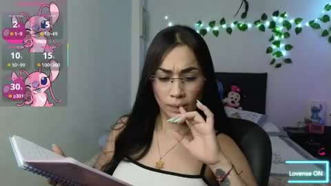 Snapshot of asenaesmee chatting on 04/27/26, 09:13 Asena online show from 04/27/26, 09:13