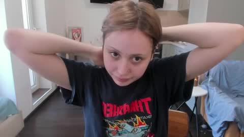 Snapshot of ash1y chatting on 04/09/26, 10:31 Ashley but u can call me Ash im living with neighbor we just friends pls dont ask we not couple online show from 04/09/26, 10:31