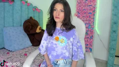 Snapshot of ash_20_ chatting on 06/05/26, 07:41 A S H online show from 06/05/26, 07:41
