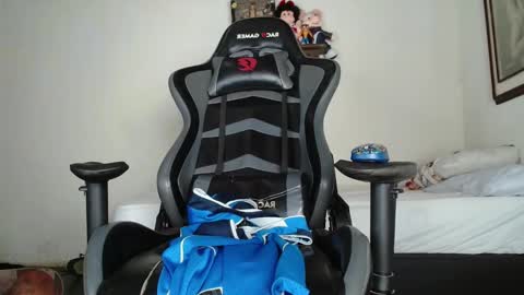 ash_wingrant online show from 03/04/25, 02:17