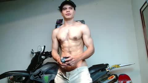 ash_wingrant online show from 11/30/25, 01:31