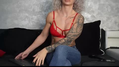 Asha online show from 10/19/25, 06:14