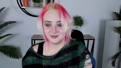 Snapshot of asheluck chatting on 01/29/25, 08:25 AshleyAshe  online show from 01/29/25, 08:25