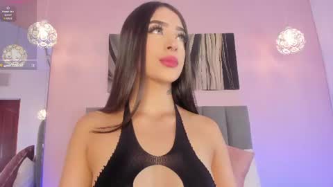 Snapshot of ashely_rous_ chatting on 07/06/26, 08:11 Ashely online show from 07/06/26, 08:11