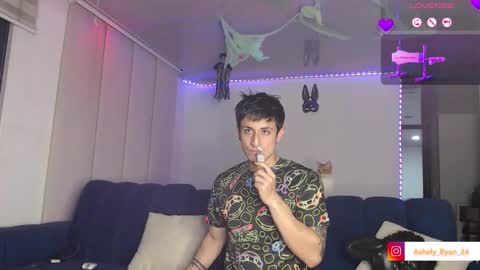 Ashley And Ryan  online show from 10/06/25, 12:08