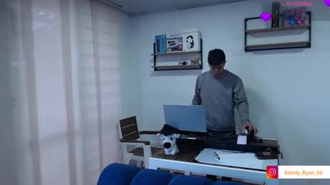 Ashley And Ryan  online show from 01/13/26, 10:37