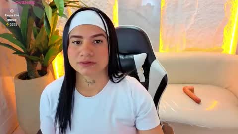 Ashely tp   1430-2100 online show from 02/18/26, 09:00