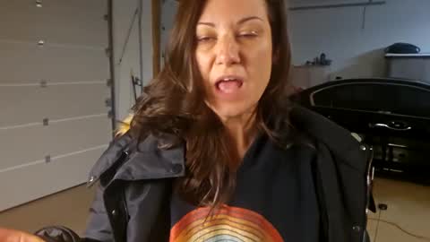 Snapshot of ashelynngrey1986 chatting on 12/04/24, 03:37 Ashelynn Grey online show from 12/04/24, 03:37