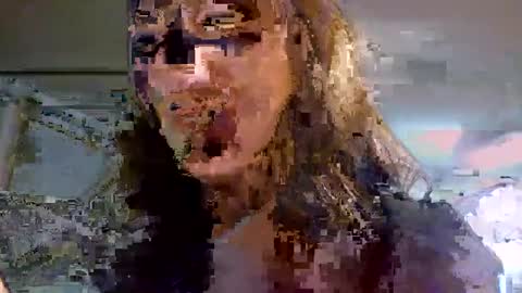 Snapshot of ashelynngrey1986 chatting on 12/18/24, 01:37 Ashelynn Grey online show from 12/18/24, 01:37