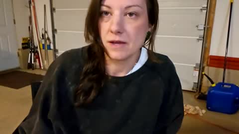 Snapshot of ashelynngrey1986 chatting on 01/25/25, 04:02 Ashelynn Grey online show from 01/25/25, 04:02