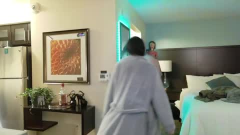 Snapshot of ashelynngrey1986 chatting on 04/04/26, 02:21 Ashelynn Grey online show from 04/04/26, 02:21