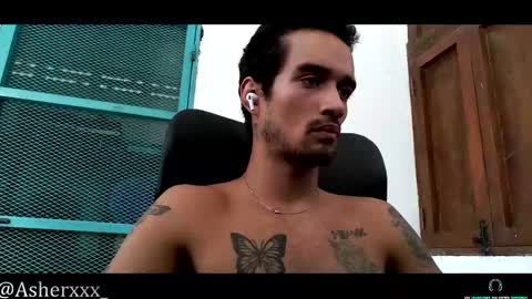 Snapshot of asherxxx_ chatting on 04/27/26, 08:40 CARIBBEAN DREAM online show from 04/27/26, 08:40