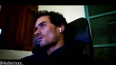 Snapshot of asherxxx_ chatting on 07/05/26, 04:19 CARIBBEAN DREAM online show from 07/05/26, 04:19