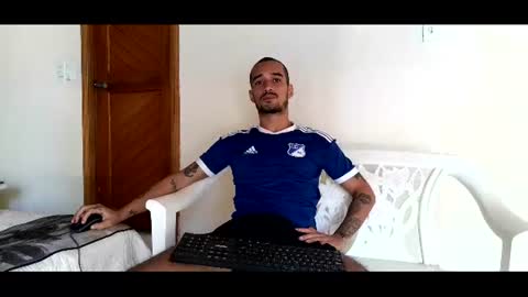 Snapshot of asherxxx_ chatting on 07/15/26, 04:45 CARIBBEAN DREAM online show from 07/15/26, 04:45