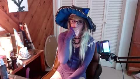 Ashley Scarlett online show from 03/23/26, 08:02