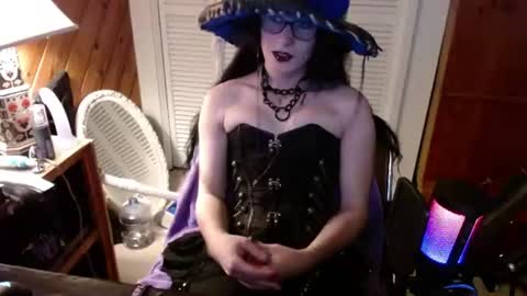 Snapshot of ashethegengar chatting on 06/18/26, 12:44 Ashley Scarlett online show from 06/18/26, 12:44