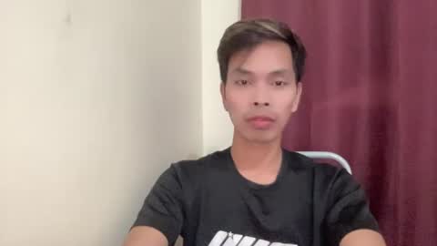 Snapshot of ashgraaay69 chatting on 05/21/26, 04:03 ashgraaay69 online show from 05/21/26, 04:03
