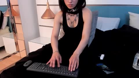 Ashkoreh online show from 11/19/25, 07:14