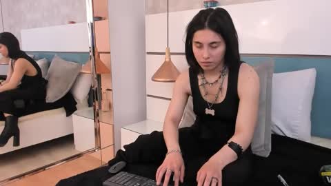 Ashkoreh online show from 11/27/25, 08:00