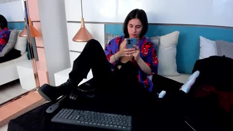 Ashkoreh online show from 02/09/26, 09:19