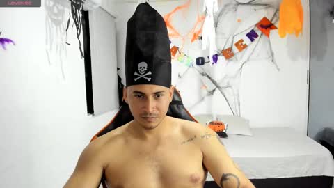 Snapshot of ashlan_king chatting on 10/17/25, 02:37 ashlan_king online show from 10/17/25, 02:37