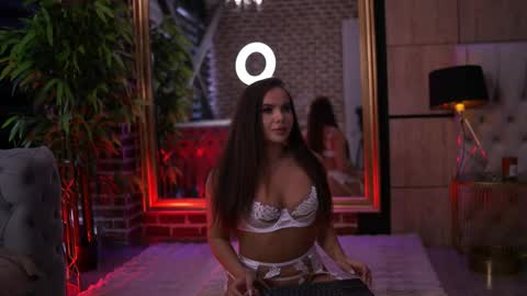 Ashley online show from 04/21/26, 09:37