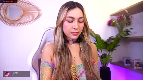 Nay online show from 10/15/25, 05:13