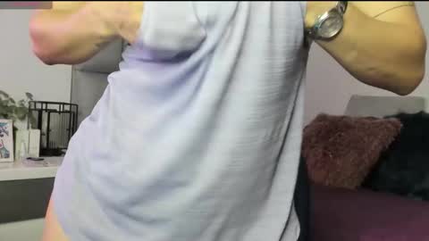 Carolina  online show from 02/06/26, 11:41