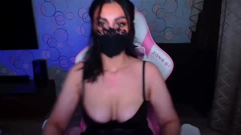   Yasmina   online show from 12/22/25, 03:58