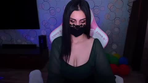   Yasmina   online show from 04/06/26, 04:32