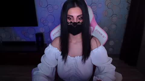 Snapshot of ashley__cooper__ chatting on 05/24/26, 04:50 Yasmina online show from 05/24/26, 04:50