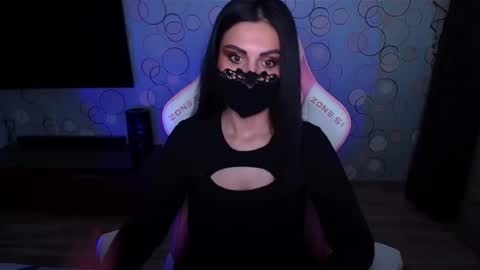 Snapshot of ashley__cooper__ chatting on 06/06/26, 04:17 Yasmina online show from 06/06/26, 04:17