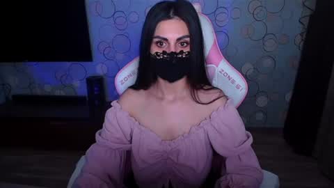   Yasmina   online show from 07/04/26, 04:40