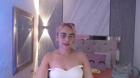 ashley__tylor online show from 03/09/26, 02:15