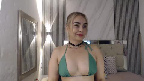 ashley__tylor online show from 04/13/26, 02:39