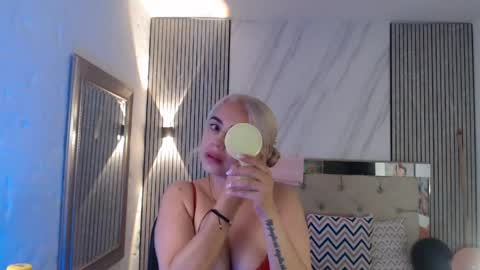 ashley__tylor online show from 05/20/26, 12:22