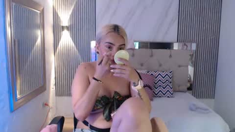 Snapshot of ashley__tylor chatting on 06/11/26, 04:38 ashley__tylor online show from 06/11/26, 04:38