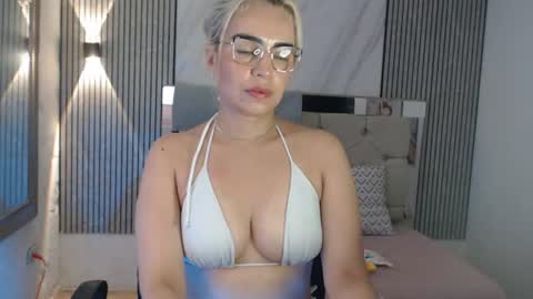 ashley__tylor online show from 07/28/26, 04:50