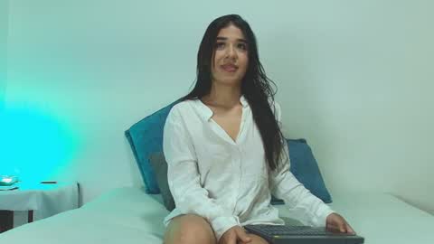 Ashley Blazze  online show from 06/29/26, 11:43