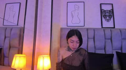 ashley_blum_ online show from 05/17/26, 11:17
