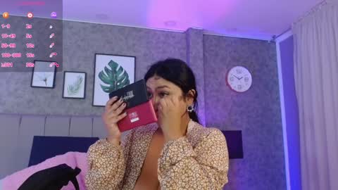 Ashleyy online show from 01/07/25, 12:20