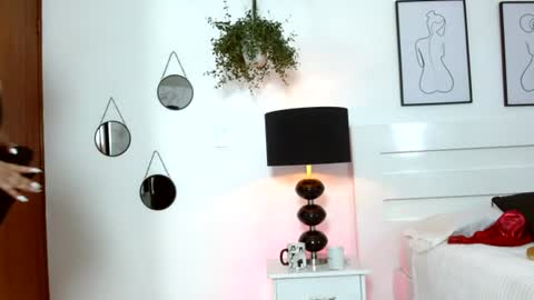 Snapshot of ashley_bruche chatting on 07/02/26, 12:11 Ashleyy online show from 07/02/26, 12:11