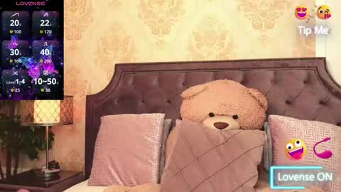 Snapshot of ashley_clairex chatting on 02/01/26, 09:24 Ashley online show from 02/01/26, 09:24