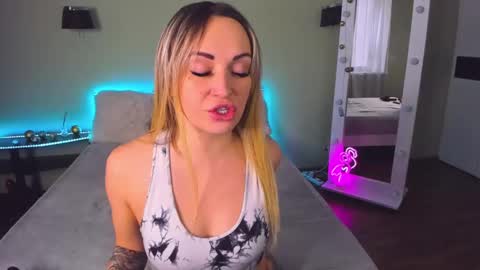 Alina online show from 02/08/25, 09:13