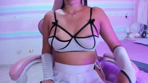 ASHLEY online show from 01/10/25, 02:35